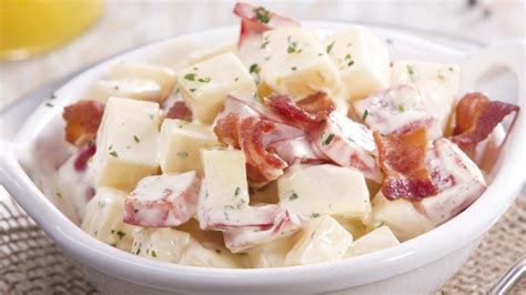 Deliciosa Y Refrescante Prepara Esta Ensalada De Papa Y Tocino En 15