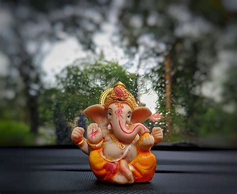 Ganpati Bappa Wallpaper Desktop