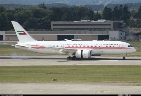 Abu Dhabi Amiri Flight Boeing A Pfc Photo Airfleets Aviation