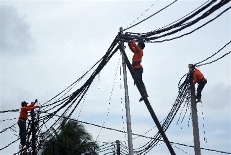 Tertibkan Lahan Aliran Listrik Ke Permukiman Warga Diputus Republika