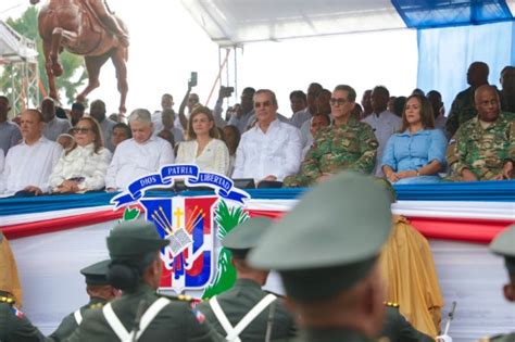 Abinader Encabeza Desfile En Conmemoración Del 180 Aniversario Batalla Del 30 De Marzo Por La