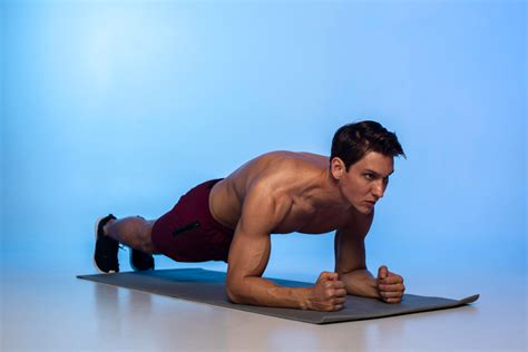 Best Plank Variations To Achieve A Shredded Core Activeman