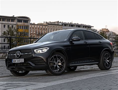 Mercedes Glc Coupe 300e Po Mieście Jeździ Jak Za Darmo