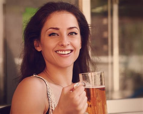 Happy Woman Drinking Beer In Pab Closeup Vintage Portrait Del Lingco