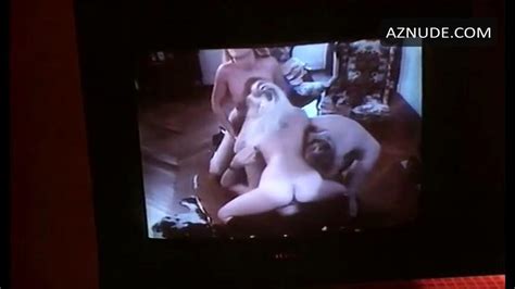 JEUX PARTICULIERS NUDE SCENES AZNude