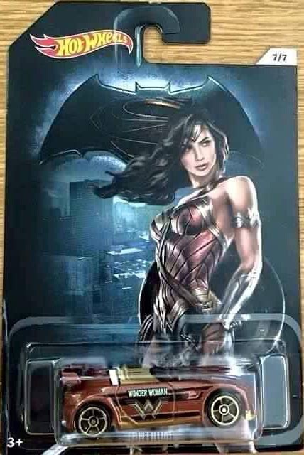 T Hunted A nova série do Batman Vs Superman da Hot Wheels