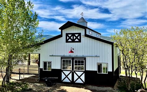 Small Black and White Barn - Roper Buildings