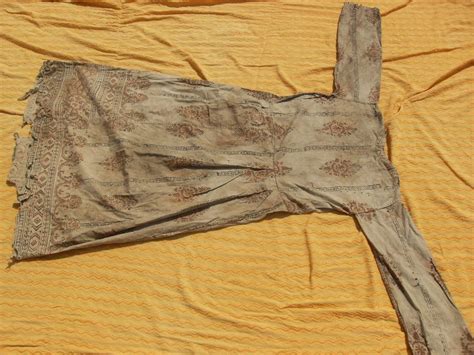 Persian Cloth Thread Robe 12th Century