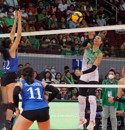 La Salle Lady Spikers Sweep Season Series Against Ateneo For Card