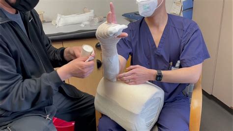 Ulnar Gutter Splint Application Youtube