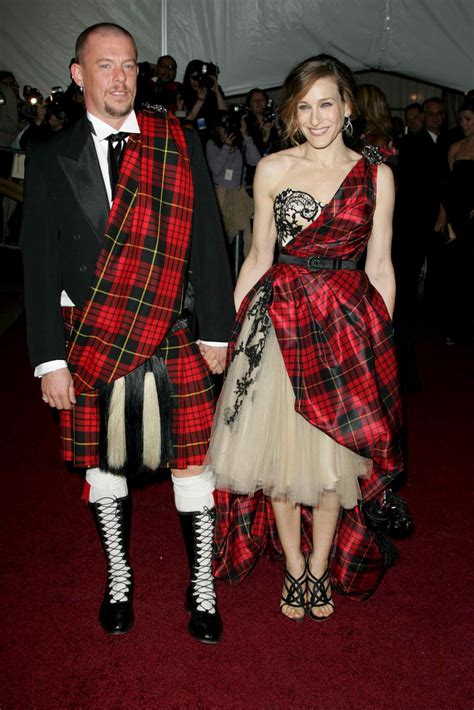 Alexander Mcqueen S Most Iconic Red Carpet Moments Gallery