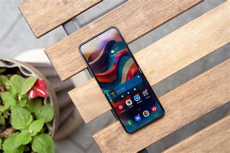 Обзор Samsung Galaxy Z Flip4: гибкий смартфон с причудами — Wylsacom