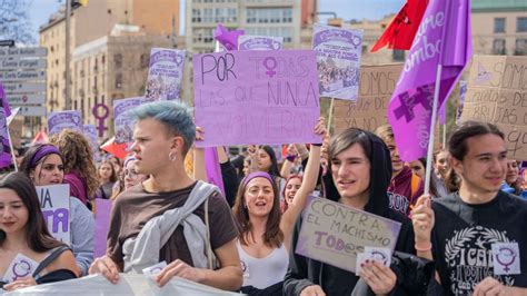 8m Dónde Habrá Manifestaciones En España Horario Y Recorridos