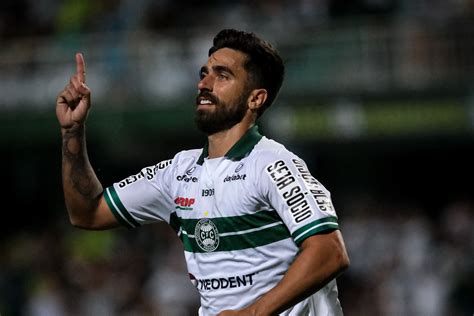 Coritiba Vence Rio Branco Por 1 A 0 No Campeonato Paranaense Gazeta