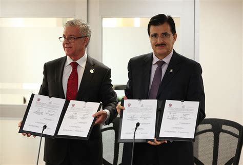 Firma De Convenio Entre La Universidad De Guadalajara Y La Secretar A