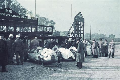 "Greatest British race" in colour: Donington 1938 pictures uncovered ...