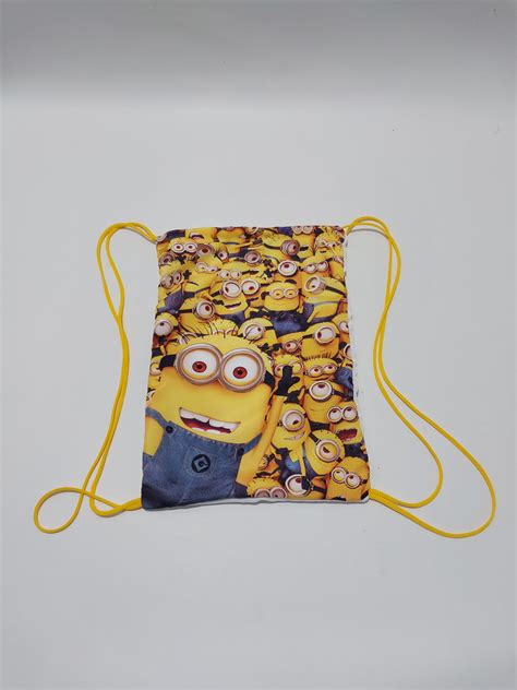 Mochilinha Sacolinha Personalizada Minions Elo