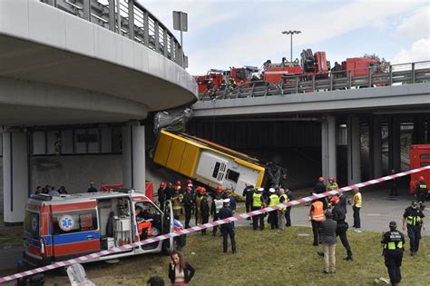 Śmiertelny wypadek autobusu na moście Grota Roweckiego Kierowca