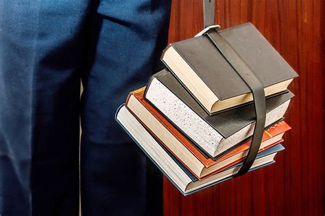 Libri Di Testo Scolastici Dalla Regione Milioni Per Il Rimborso