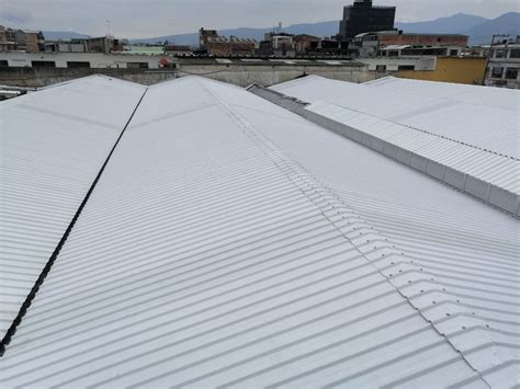 Teja Termoac Stica Upvc Cresta Alta Panelco