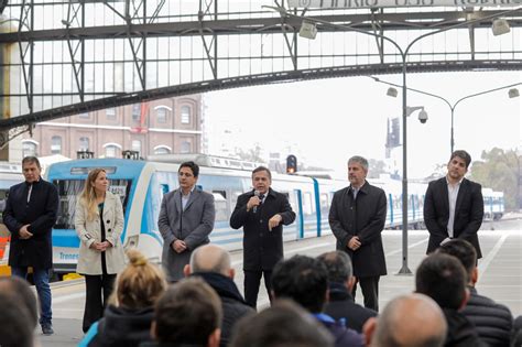 Giuliano En La Vuelta Del Tren Mitre A Retiro Esta Es Una Obra