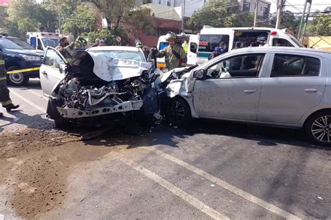 Choque múltiple en la alcaldía Benito Juárez deja al menos 17