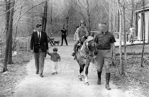 File:JFK & Kids with horse at Camp David, 1963.png - Wikimedia Commons