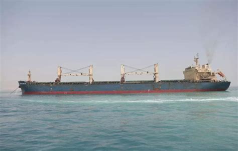 Ship Briefly Stranded In Suez Canal Successfully Refloated Infra News