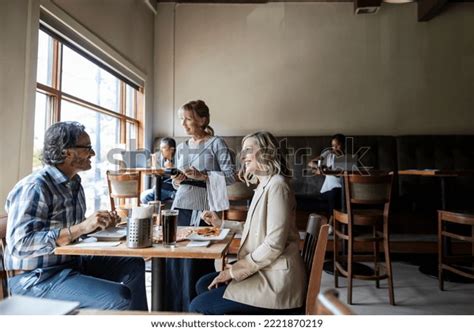 Friends Pizza Restaurant Stock Photos - 11,988 Images | Shutterstock