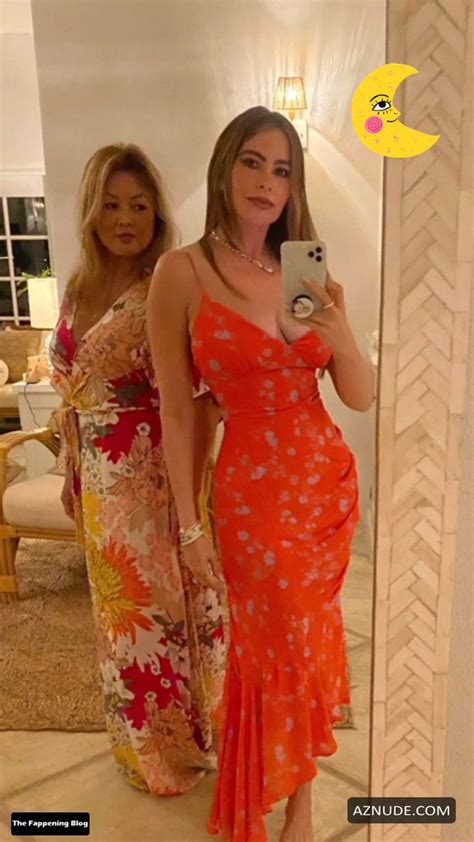 Sofia Vergara Sexy Photos Showing Off Her Big Tits And Stunning Figure Aznude