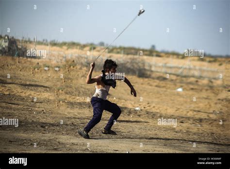 Gaza Palestina El 12 De Julio 2019 Un Manifestante Palestino