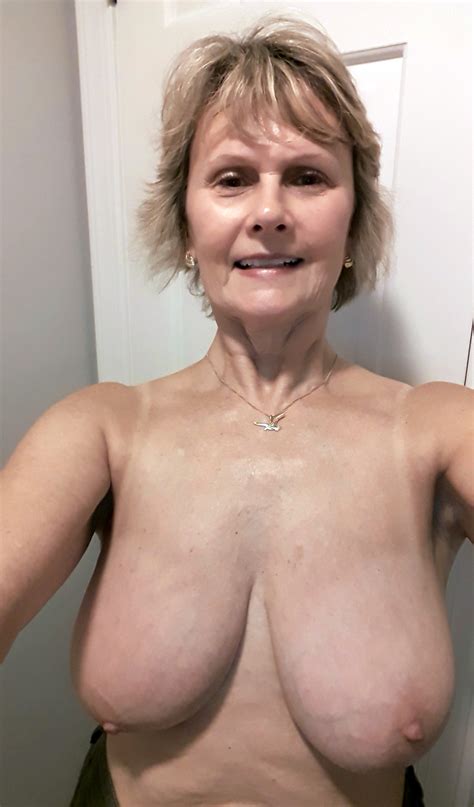 Older Women With Big Boobs Amateur Pics GrannyNudePics