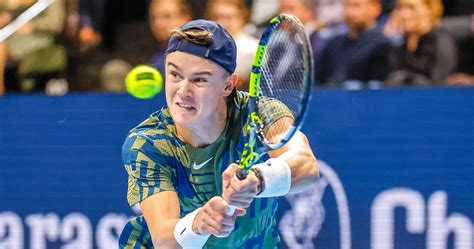 Tennis ATP Paris Masters 2022 Rune Upends Hurkacz