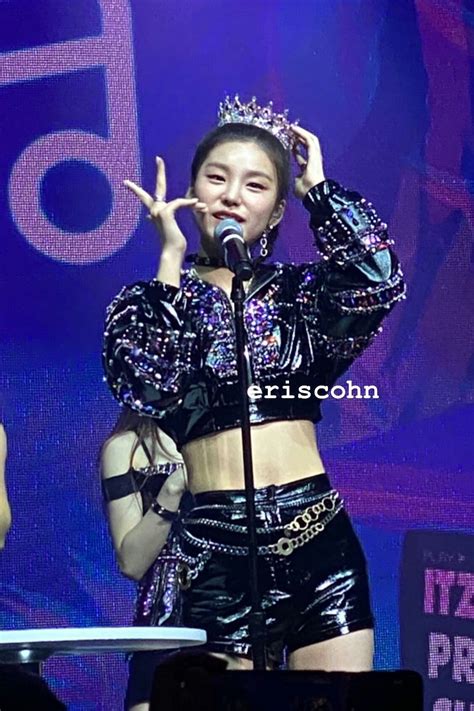 200117 Itzy At Showcase Tour Itzy Itzy In Los Angeles Itzy