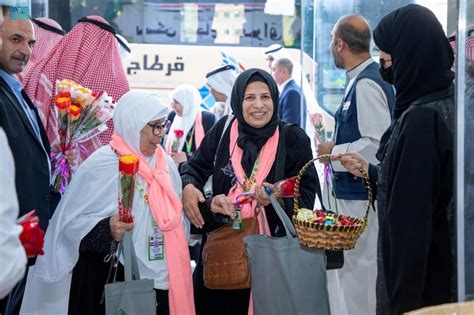 Arriv E Des Premiers Groupes De P Lerins Arabes Dalg Rie Et Dirak