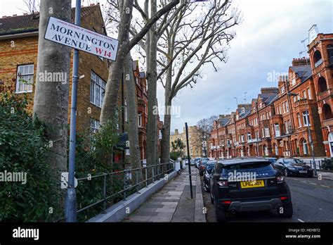 Kensington avenue hi-res stock photography and images - Alamy