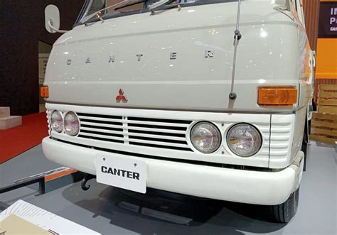 Profil Truk Klasik Mitsubishi Fuso Canter T91A Tahun 1968 Mobil Komersial