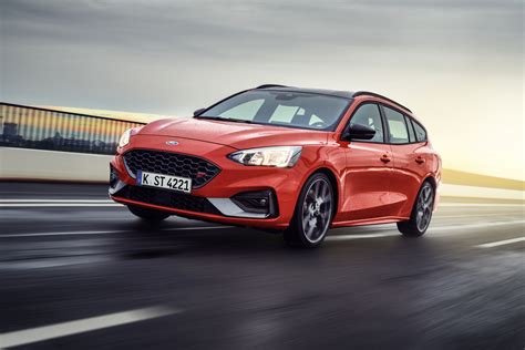 Ford Focus ST Turnier Das Kostet Der Sportler NewCarz De