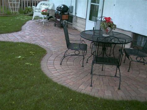 pavestone-pavers_patio - GreenAcreSodFarm.com