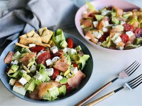 Arriba 74 Imagen Receta Ensalada Salmon Ahumado Abzlocal Mx