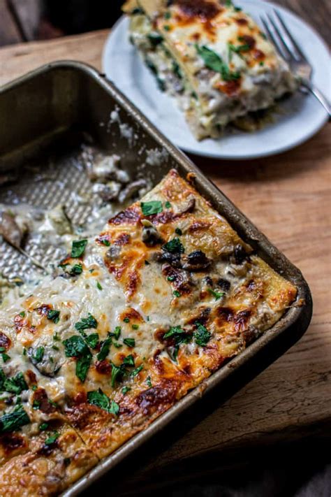 White Lasagna with Mushrooms, Spinach and Artichokes