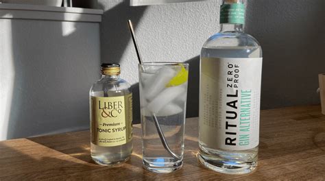 Non-Alcoholic Gin & Tonic – The Dry Goods Beverage Co.