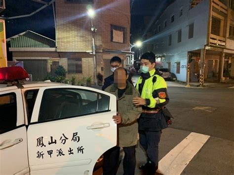 老翁天寒迷途蜷縮路口 鳳警靠「這一張」送回家。記者潘嵩仁翻攝 焦點時報