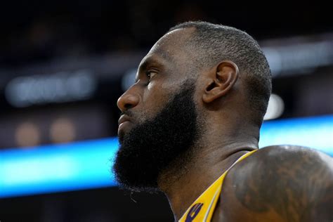 Is Lebron James Playing Tonight Against Warriors Latest Injury Update