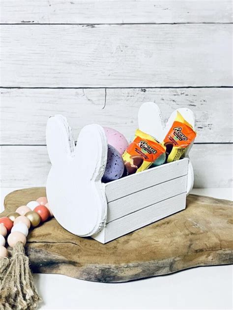 How To Make DIY Dollar Tree Farmhouse Bunny Crate