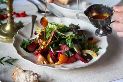 Salade Van Geroosterde En Gekookte Bieten Met Texelse Schapenkaas En