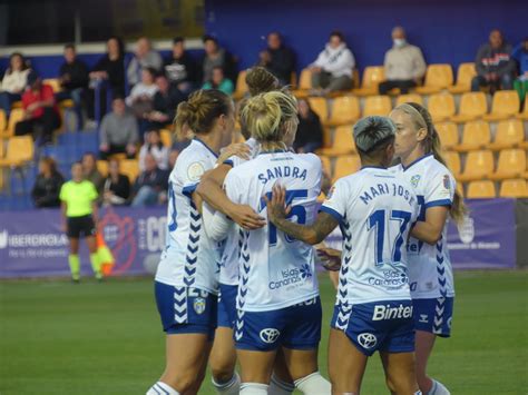 La UDG Tenerife merece más en una semifinal de Copa en la que fue