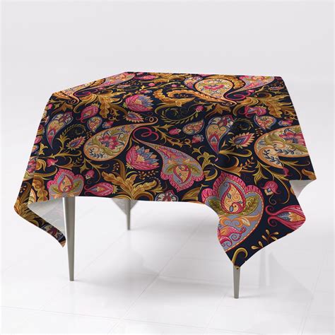 Prostokątny kolorowy obrus gładki Kolorowy Paisley Fabricsy 150x150