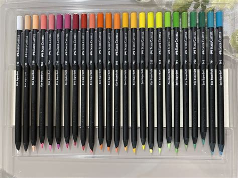 Faber Castell SuperSoft 50 cores Em Ordem Foto dos lápis no estojo