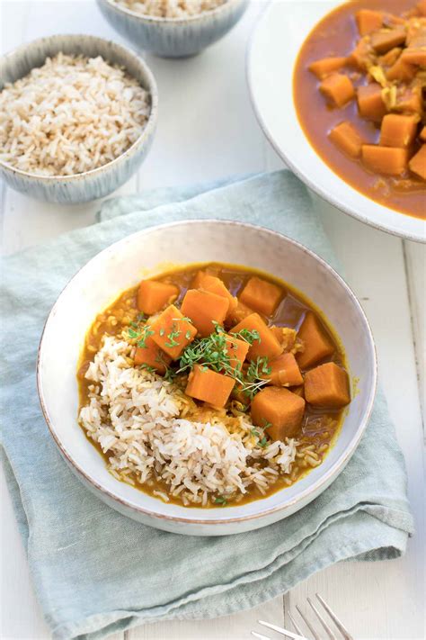 Rotes Curry Rezept Mit S Kartoffeln Kokos Kurkuma Elle Republic